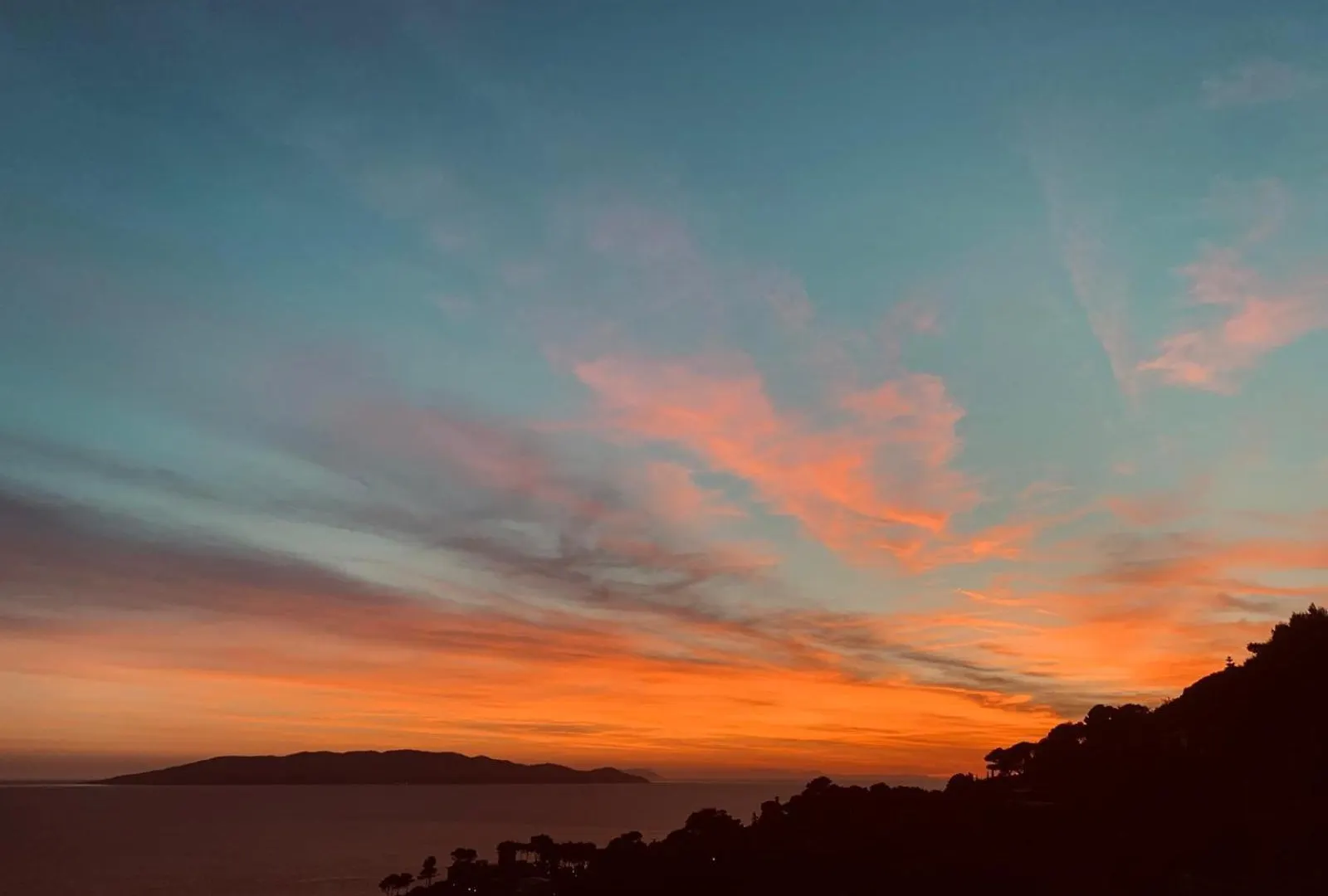 A Seaside Apartment With A Terrace&Private Beach Porto Santo Stefano